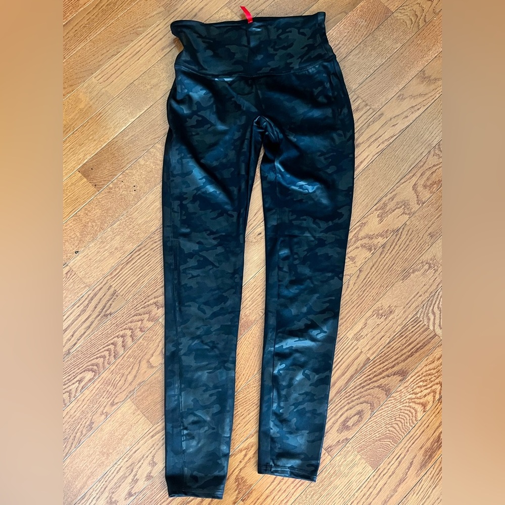 Spanx camo faux leather leggings. Medium